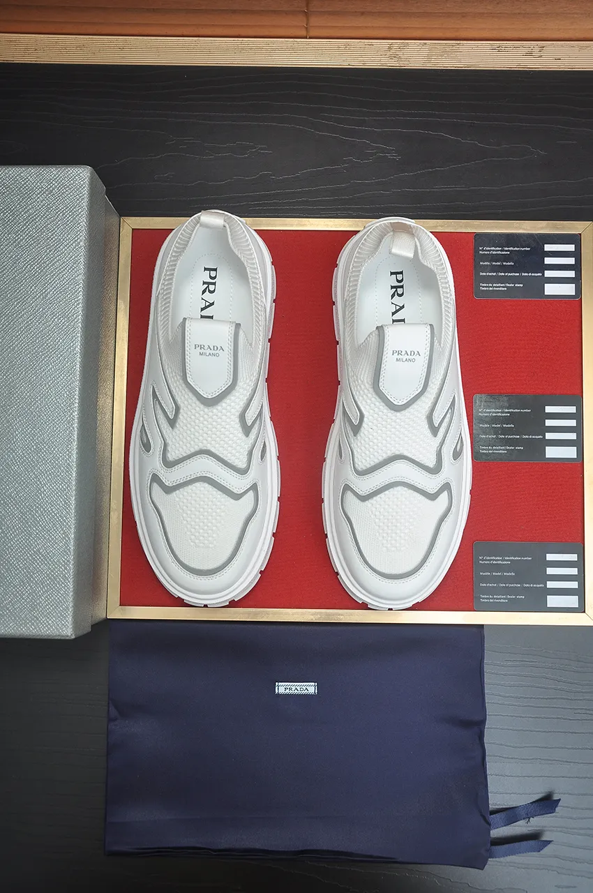 Men's shoes 💰620💶【PRADA】Top original, new season, high quality original goods, top imported calfskin with original imported glue, imported cowhide inside with original cowhide feet, original outsole! Quality guaranteed! Code 38-45 (45 customized)